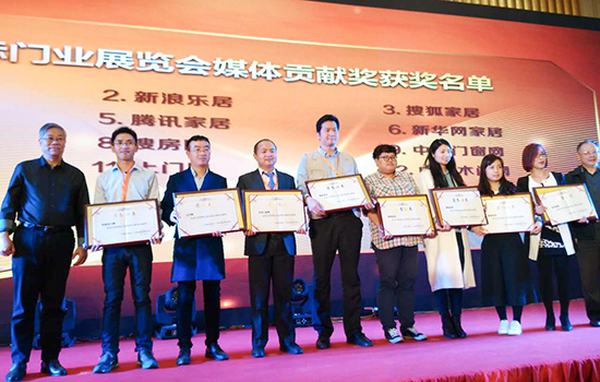 5b31e00f7dffb.jpg 1.jpg